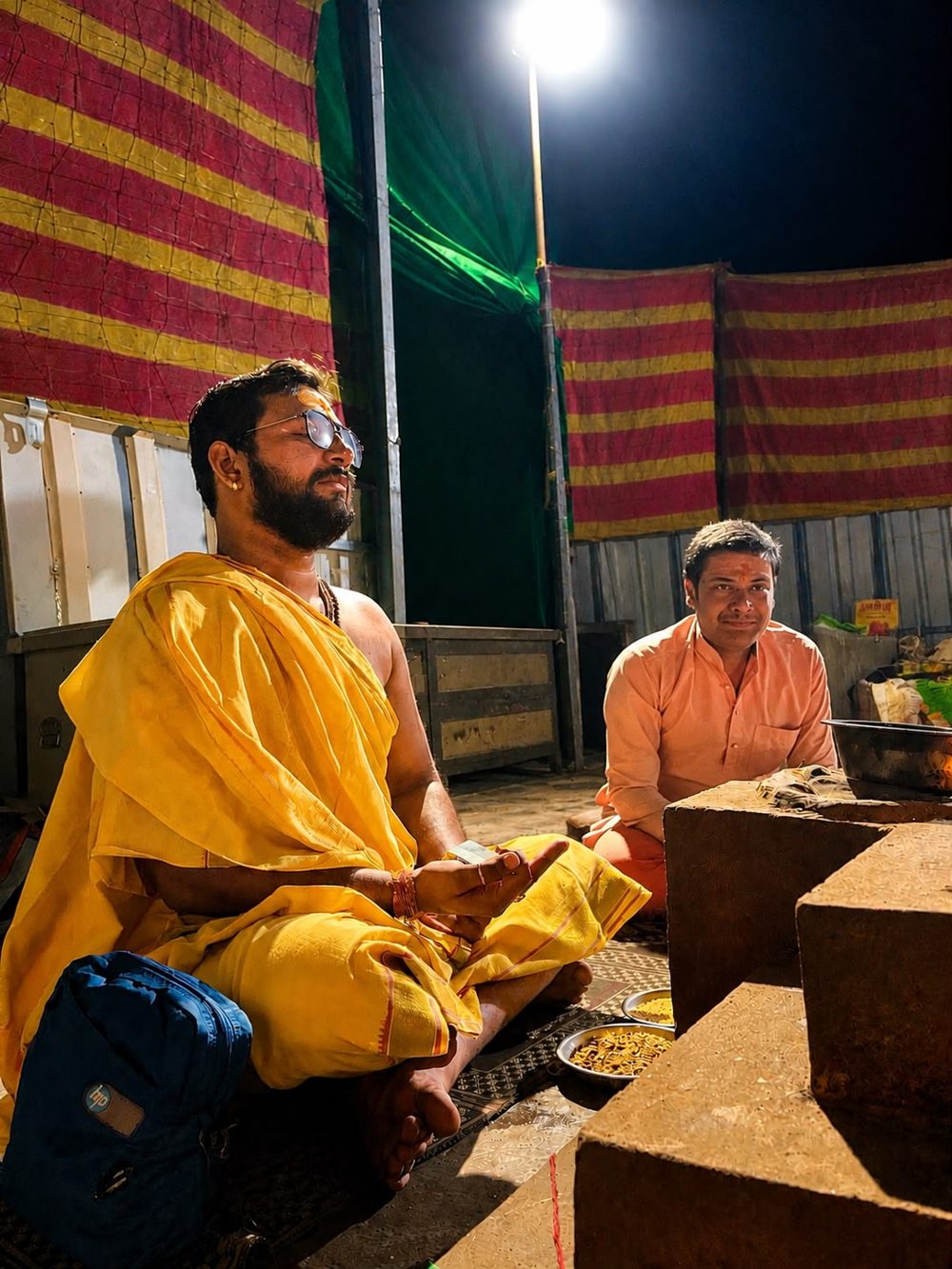सम्मोहन हवन की झलक